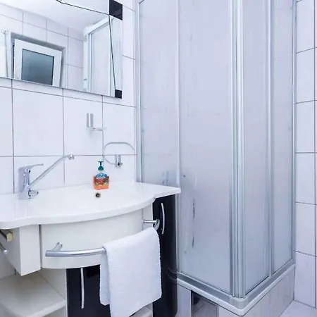 House Neda Nyaraló Pridraga