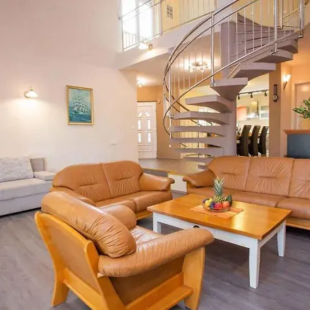Prázdninový dům House Neda *