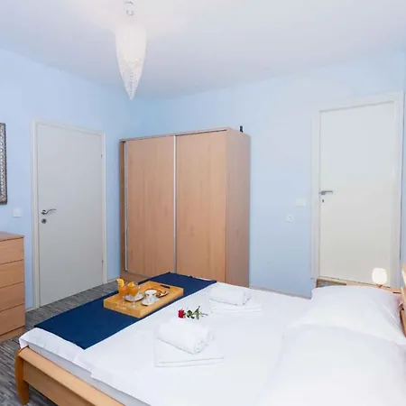 House Neda Nyaraló Pridraga