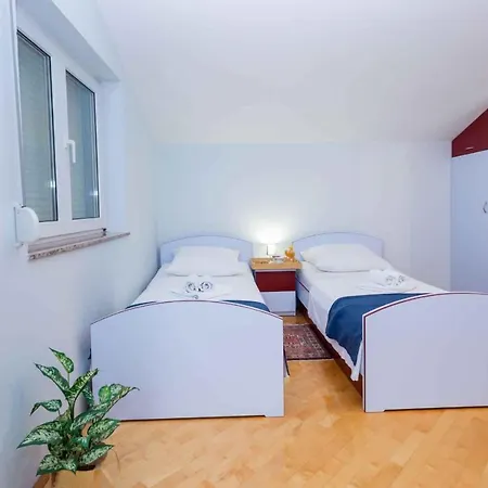 House Neda * Pridraga