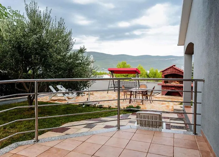 House Neda Дом отдыха *