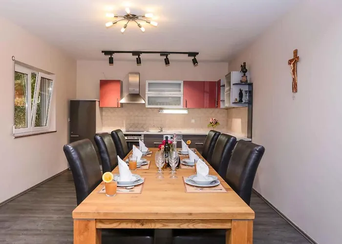 House Neda 度假居 *